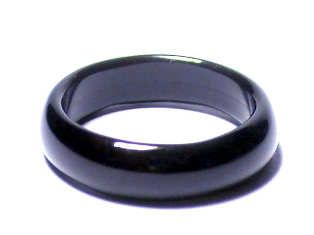 แหวนหยกดำ (Black Jade Ring)