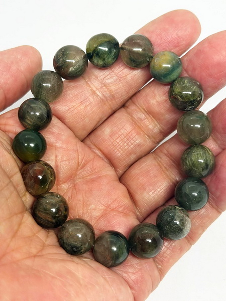 สร้อยข้อมือแก้วโป่งข่าม-12 มม. (12 mm. Phantom Quartz Bracelace)